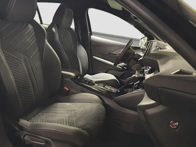 PEUGEOT 208 1.2 Hybrid 145 GT Exclusive