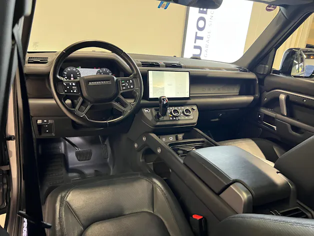 Land Rover Defender 110 2.0 P400e X-Dynamic HSE
