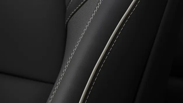 VOLVO XC60 2.0 B5 MH Black Edition AWD