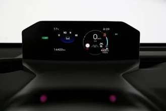 https://vehicle.imgix.net/4446606/4c6f7def-0ea2-456e-92c5-6ebee570cdd2.jpg