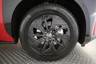 https://vehicle.imgix.net/4446606/6ae881d6-9a68-4a28-9796-bb023b4d90d4.jpg