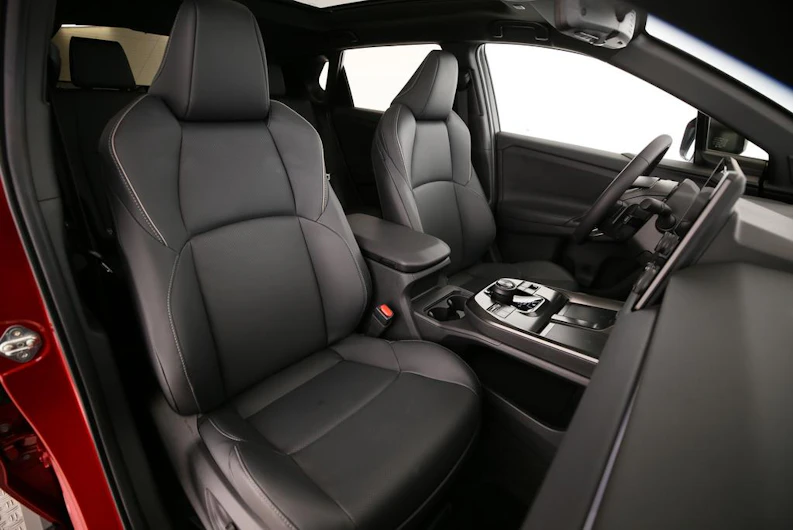 Fahrzeugbild TOYOTA BZ4X