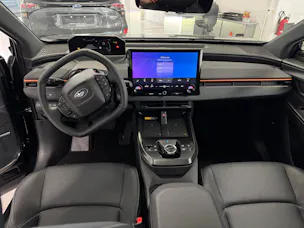 Subaru Uncharted eV Luxury AWD