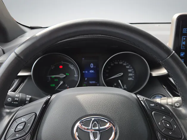 Toyota C-HR 1.8 VVTi HSD Trend