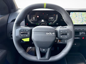 https://vehicle.imgix.net/4446644/8bd43901-0838-4a75-b8fb-ed33b123d1e9.jpg