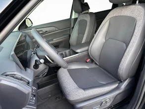 https://vehicle.imgix.net/4446653/48e3996c-5890-449d-855e-b4971a1d0915.jpg
