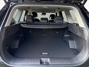 https://vehicle.imgix.net/4446653/be411e8d-15c6-4fae-8a13-2e41b8582296.jpg