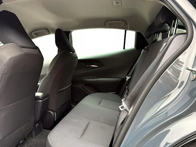 Toyota Prius 2.0 Plug-In-Hybrid Style