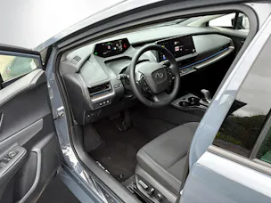 Toyota Prius 2.0 Plug-In-Hybrid Style