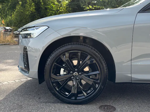 VOLVO XC60 2.0 B5 MH Black Edition AWD