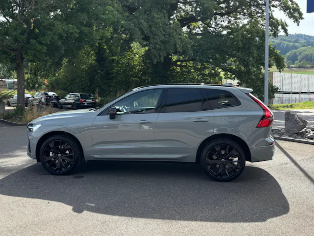 VOLVO XC60 2.0 B5 MH Black Edition AWD