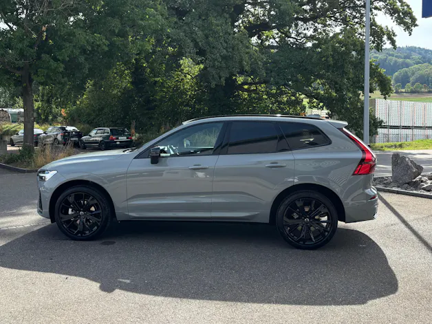 VOLVO XC60 2.0 B5 MH Black Edition AWD