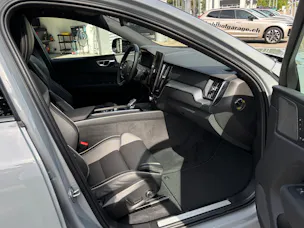 VOLVO XC60 2.0 B5 MH Black Edition AWD