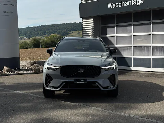 VOLVO XC60 2.0 B5 MH Black Edition AWD