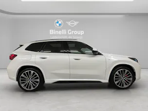 BMW X1 30e xDrive paddles