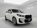 BMW X1 30e xDrive paddles
