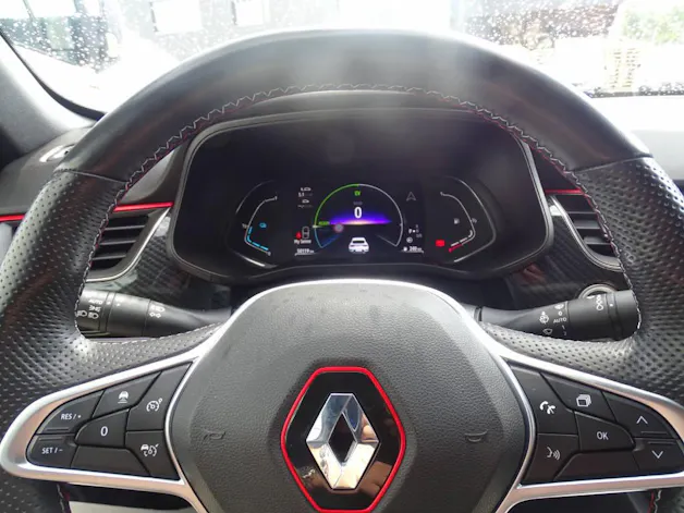 RENAULT Arkana 1.6 E-Tech R.S. Line