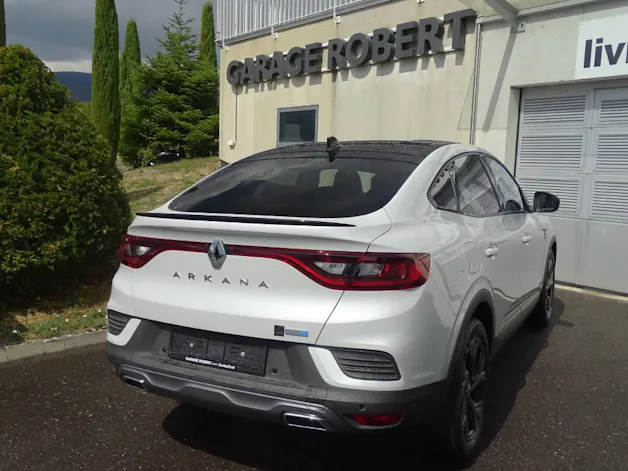 RENAULT Arkana 1.6 E-Tech R.S. Line