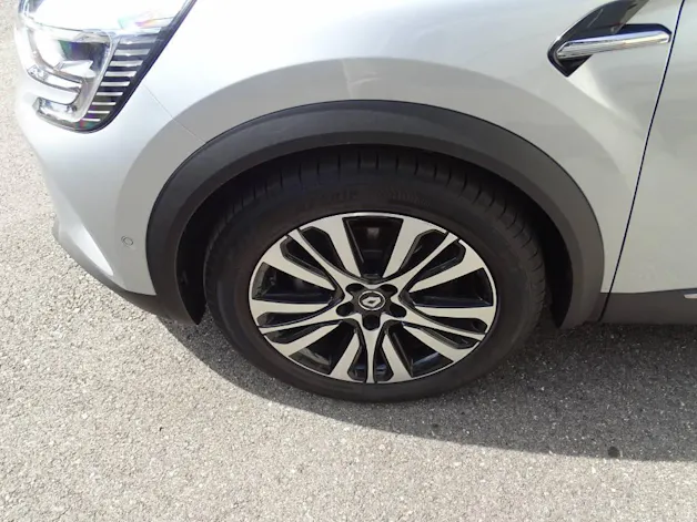 RENAULT Captur 1.6 E-Tech Plug-in Initial Paris