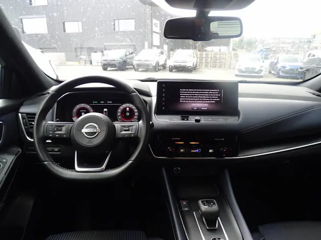 NISSAN Qashqai 1.3 DIG-T 158 Tekna+ 4x4