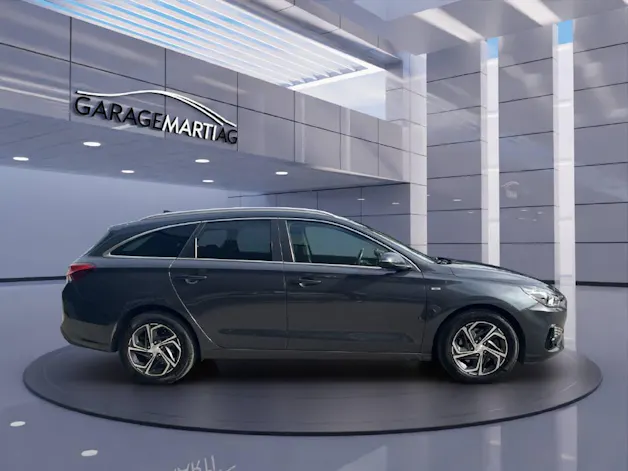 HYUNDAI i30 Wagon 1.5 T-GDi Amplia