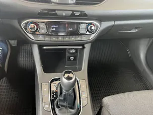 HYUNDAI i30 Wagon 1.5 T-GDi Amplia