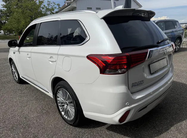 Mitsubishi Outlander 2.4 PHEV Diamond