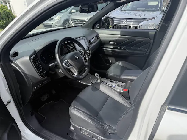 Mitsubishi Outlander 2.4 PHEV Diamond