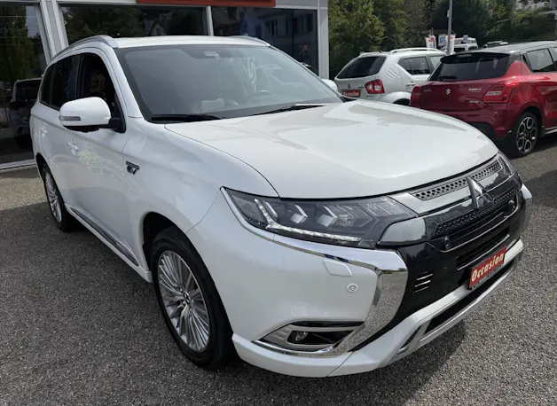 Mitsubishi Outlander 2.4 PHEV Diamond