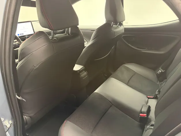 Toyota Yaris 1.5 VVT-i HSD GR Sport
