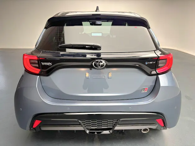 Toyota Yaris 1.5 VVT-i HSD GR Sport