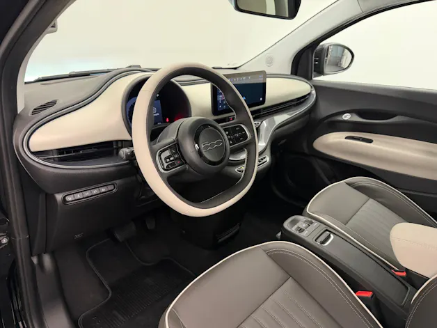 FIAT 500 La Prima