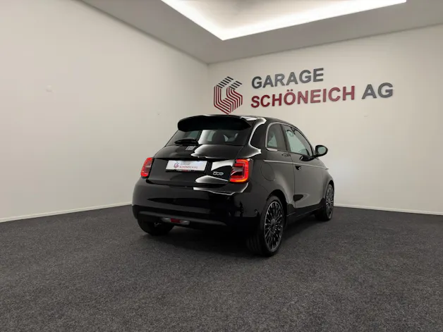 FIAT 500 La Prima