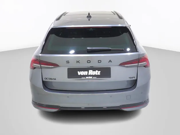 SKODA Octavia 2.0 TSI SportLine 4x4 DSG