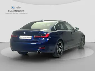 BMW 330e Sport Line
