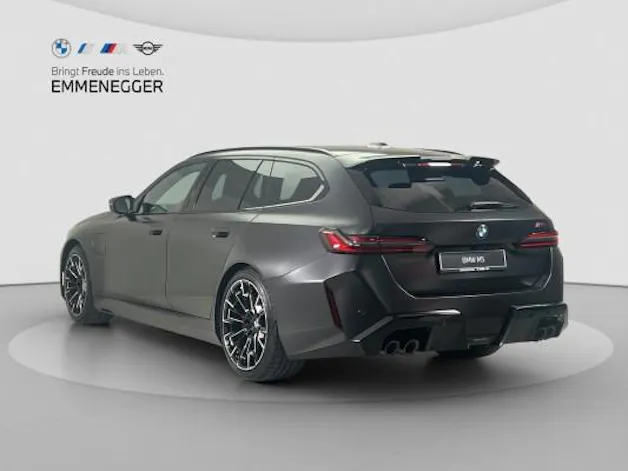 BMW M5 xDrive Touring