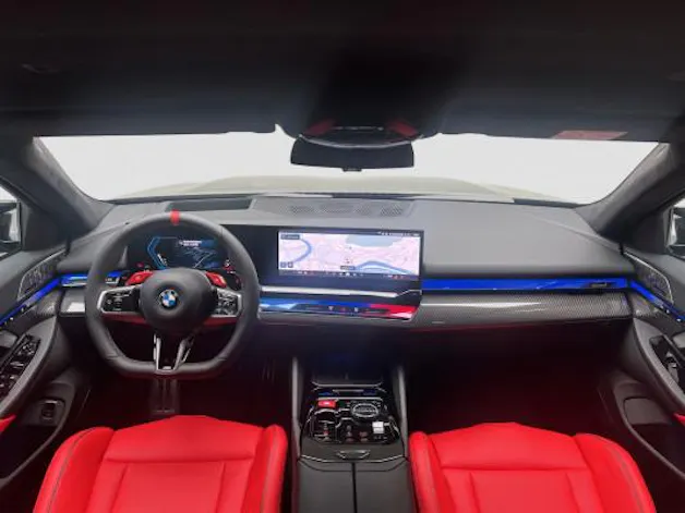 BMW M5 xDrive Touring