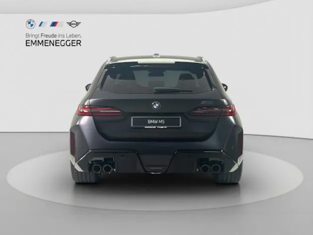 BMW M5 xDrive Touring