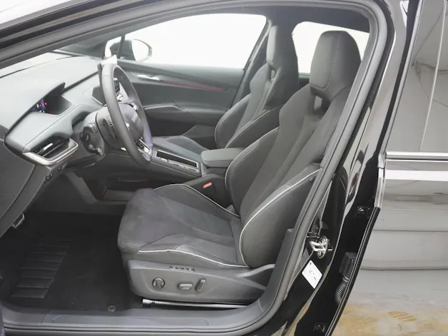 SKODA Elroq 85x SportLine Maxx 4x4
