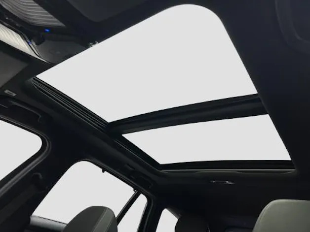 BMW 330e xDrive Luxury Line