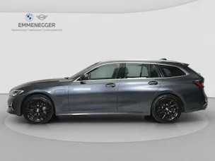 BMW 330e xDrive Luxury Line