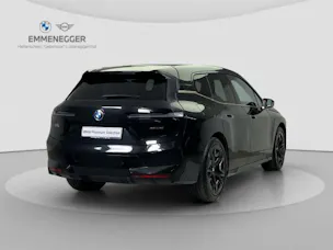 BMW iX xDrive40