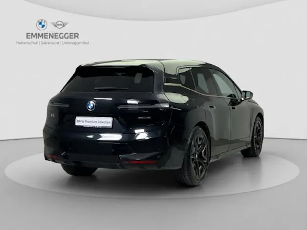 BMW iX xDrive40