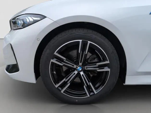 BMW 320d xDr 48V Tour M Sport