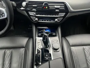 BMW 545e xDrive M Sport Stept