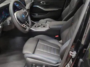 BMW 330e xDrive M Sport