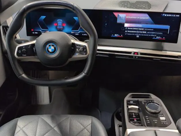 BMW iX xDrive40 Launch Ed.