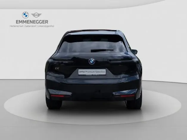 BMW iX xDrive40 Launch Ed.
