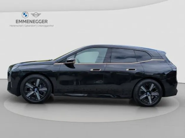 BMW iX xDrive40 Launch Ed.
