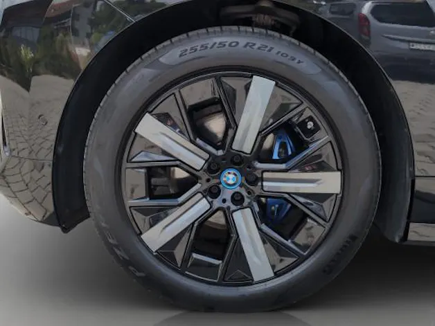 BMW iX xDrive40 Launch Ed.